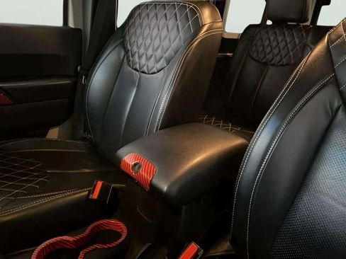 Used 2018 Jeep Wrangler Unlimited Sport S image 7