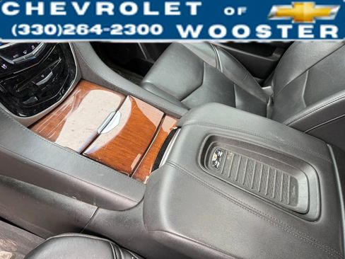 Used 2018 Cadillac Escalade ESV Premium Luxury image 12