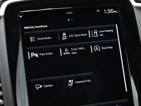 Used 2022 Volvo XC90 T6 Momentum w/ Protection Package Premier image 16