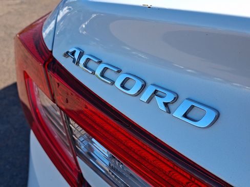 Used 2020 Honda Accord EX-L image 31