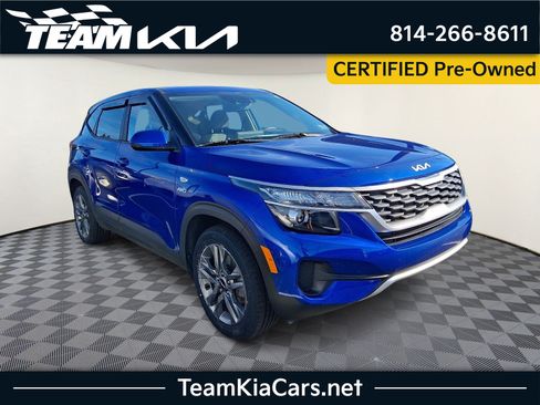 Used 2023 Kia Seltos LX AWD/4WD image 1
