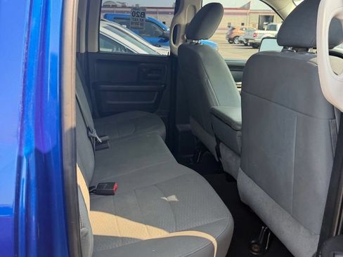 Used 2018 RAM 1500 Express w/ Express Value Package AWD/4WD image 10