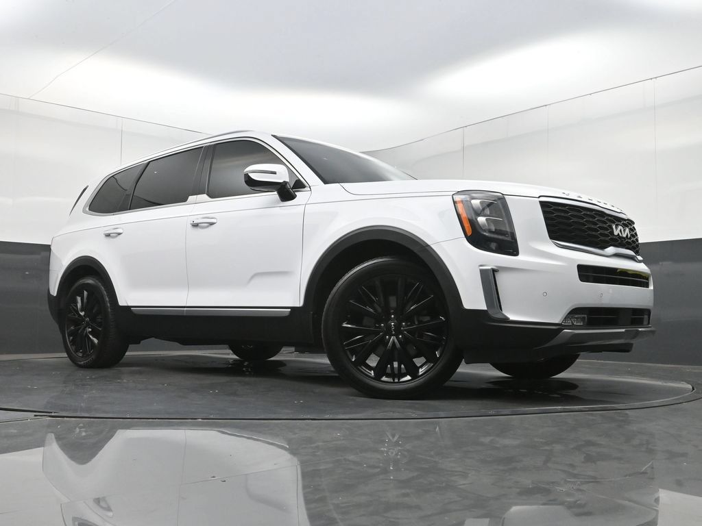 Used 2022 Kia Telluride SX w/ Towing Package FWD image 30