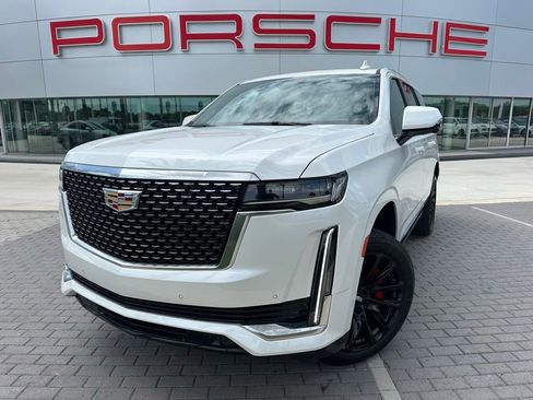 Used 2022 Cadillac Escalade Premium Luxury w/ Performance Package AWD/4WD image 1