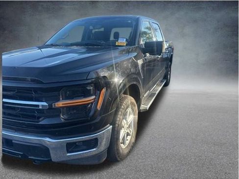 Used 2024 Ford F150 XLT w/ Mobile Office Package image 17