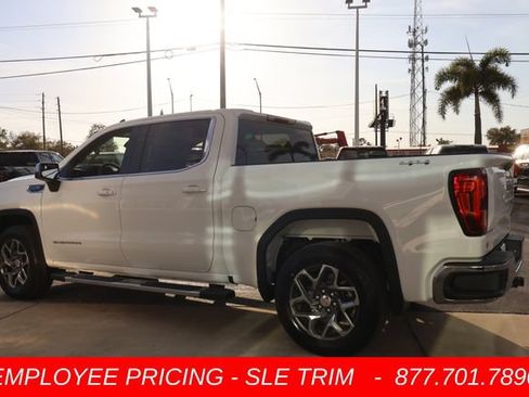New 2026 GMC Sierra 1500 SLE w/ Max Trailering Package AWD/4WD image 5