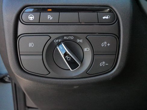 Used 2024 INFINITI QX55 Essential image 26