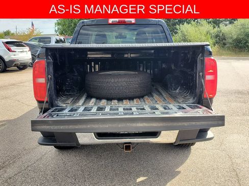 Used 2022 Chevrolet Colorado W/T w/ WT Convenience Package AWD/4WD image 8