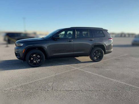 New 2025 Jeep Grand Cherokee L Limited image 5