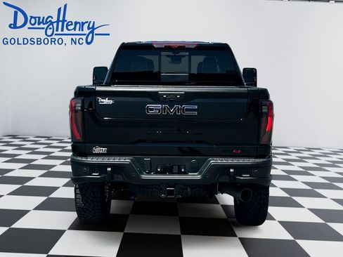 New 2026 GMC Sierra 2500 AT4X w/ AT4X AEV Edition AWD/4WD image 4