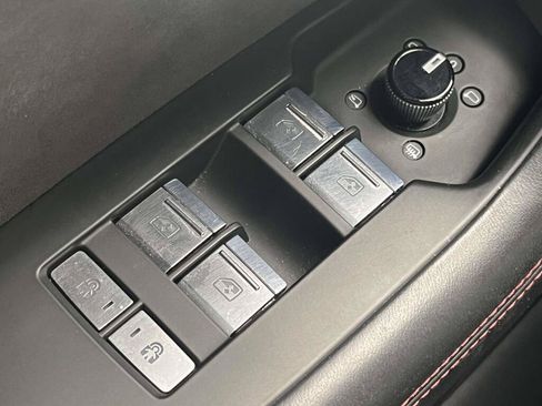 Used 2021 Audi RS 7 Sportback AWD/4WD image 32