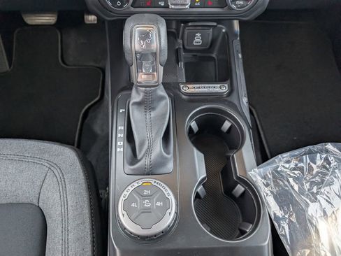 New 2026 Ford Bronco Big Bend AWD/4WD image 16