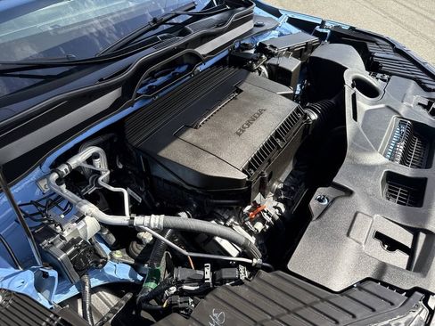 Used 2024 Honda Pilot TrailSport image 16