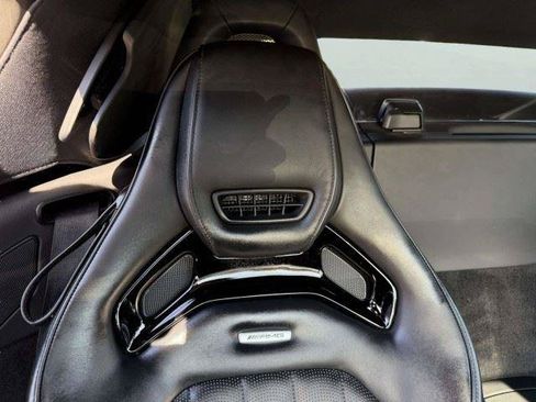 Used 2021 Mercedes-Benz AMG GT Roadster image 40
