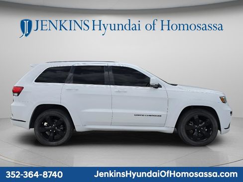 Used 2016 Jeep Grand Cherokee High Altitude RWD image 3