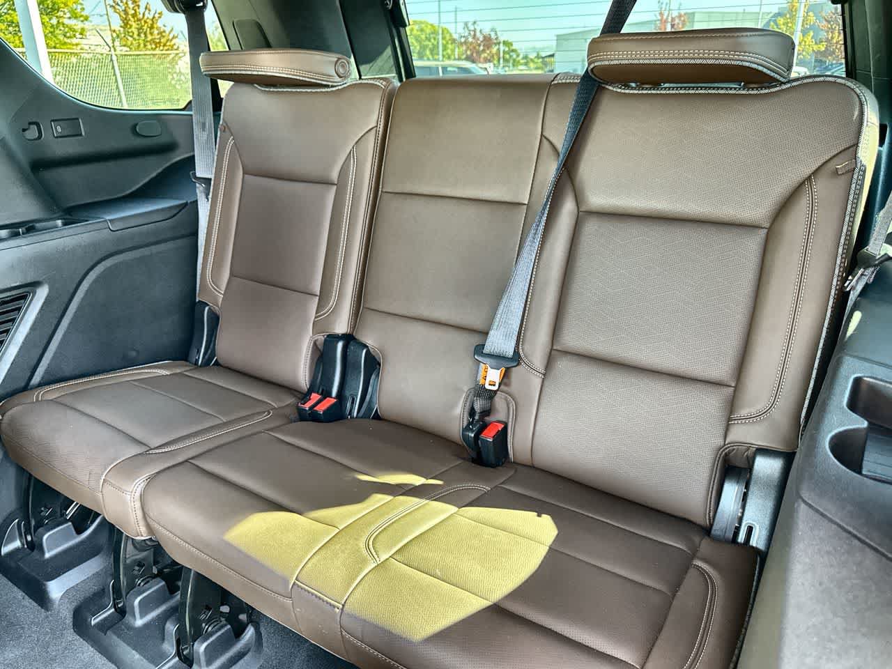 Used 2021 Chevrolet Tahoe High Country w/ Premium Package AWD/4WD image 13