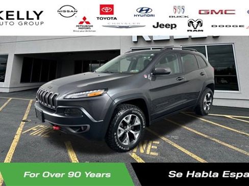 Used 2015 Jeep Cherokee Trailhawk w/ Comfort/Convenience Group image 1