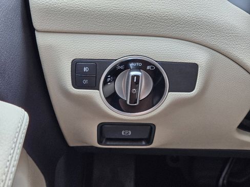 Used 2018 Mercedes-Benz GLA 250 4MATIC image 24