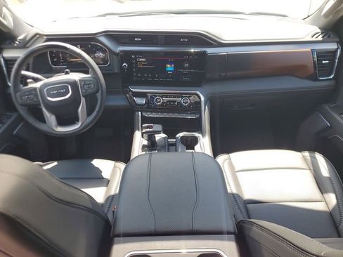 Used 2026 GMC Sierra 1500 Denali AWD/4WD image 12