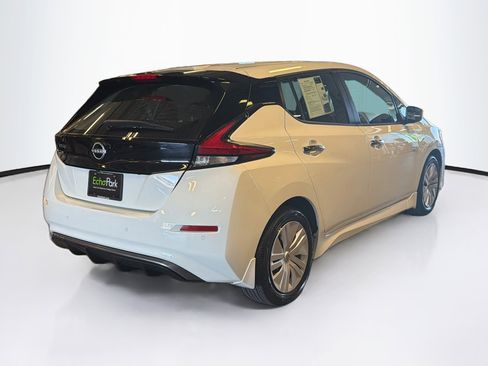 Used 2025 Nissan Leaf S FWD image 9