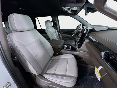 New 2026 GMC Yukon Elevation image 30