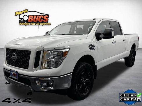 Used 2019 Nissan Titan SV AWD/4WD image 1