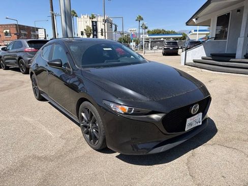 Used 2025 MAZDA MAZDA3 s Sport FWD image 1