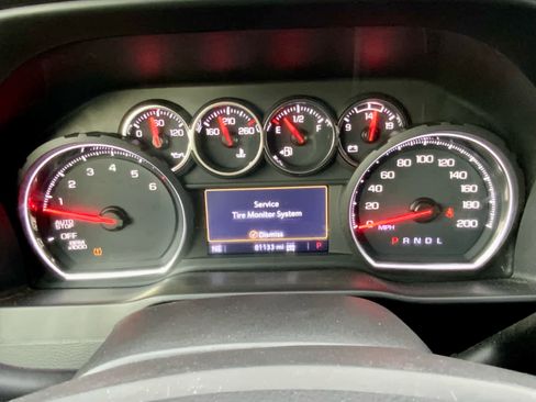 Used 2019 Chevrolet Silverado 1500 RST image 42