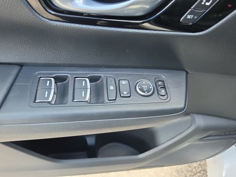 Used 2024 Honda CR-V EX-L image 18