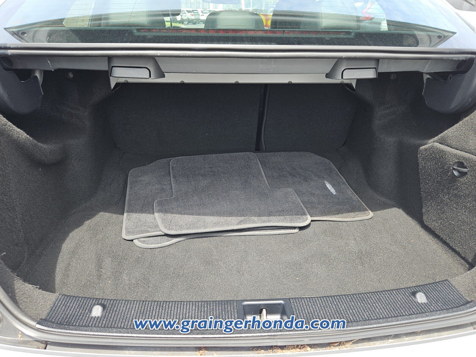 Used 2013 Mercedes-Benz C 300 4MATIC Sedan image 13