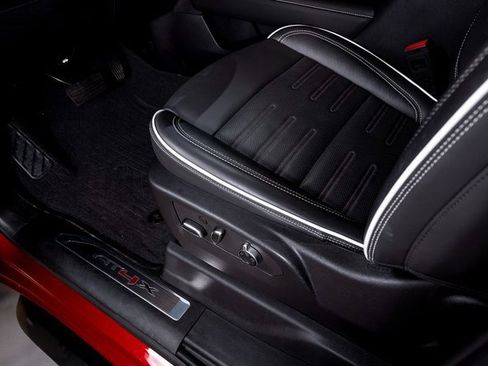 Used 2024 GMC Sierra 1500 AT4X w/ AT4X AEV Edition image 17