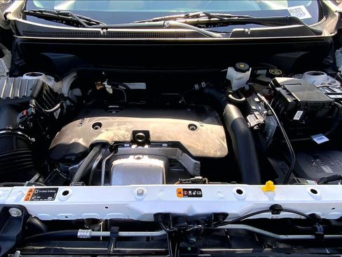 Used 2019 Chevrolet Equinox Premier image 32