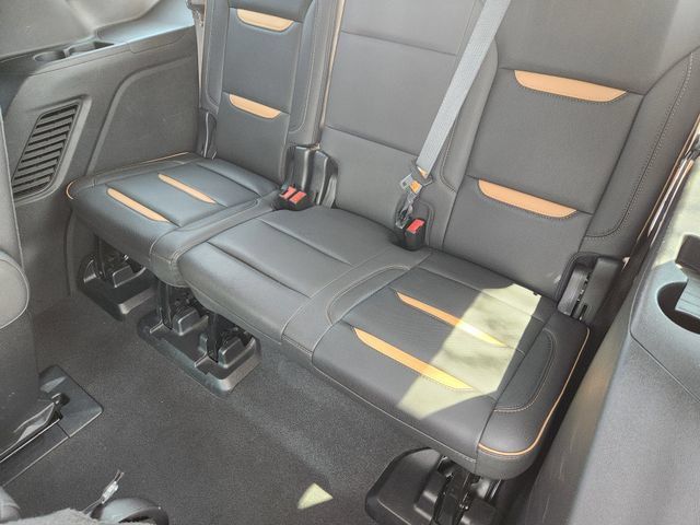 Used 2023 GMC Yukon AT4 w/ AT4 Premium Package AWD/4WD image 31