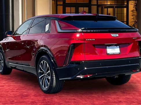 New 2026 Cadillac Lyriq Sport RWD image 4