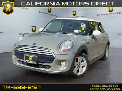 Used 2015 MINI Cooper 2-Door Hardtop image 1