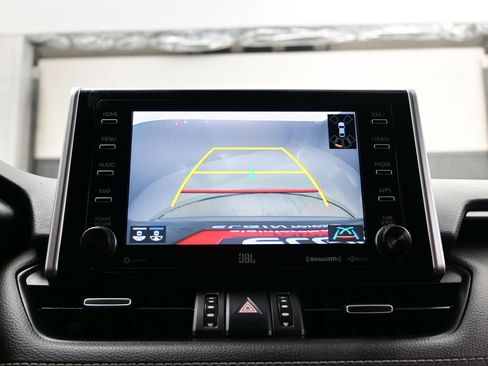 Used 2020 Toyota RAV4 XLE Premium FWD image 18