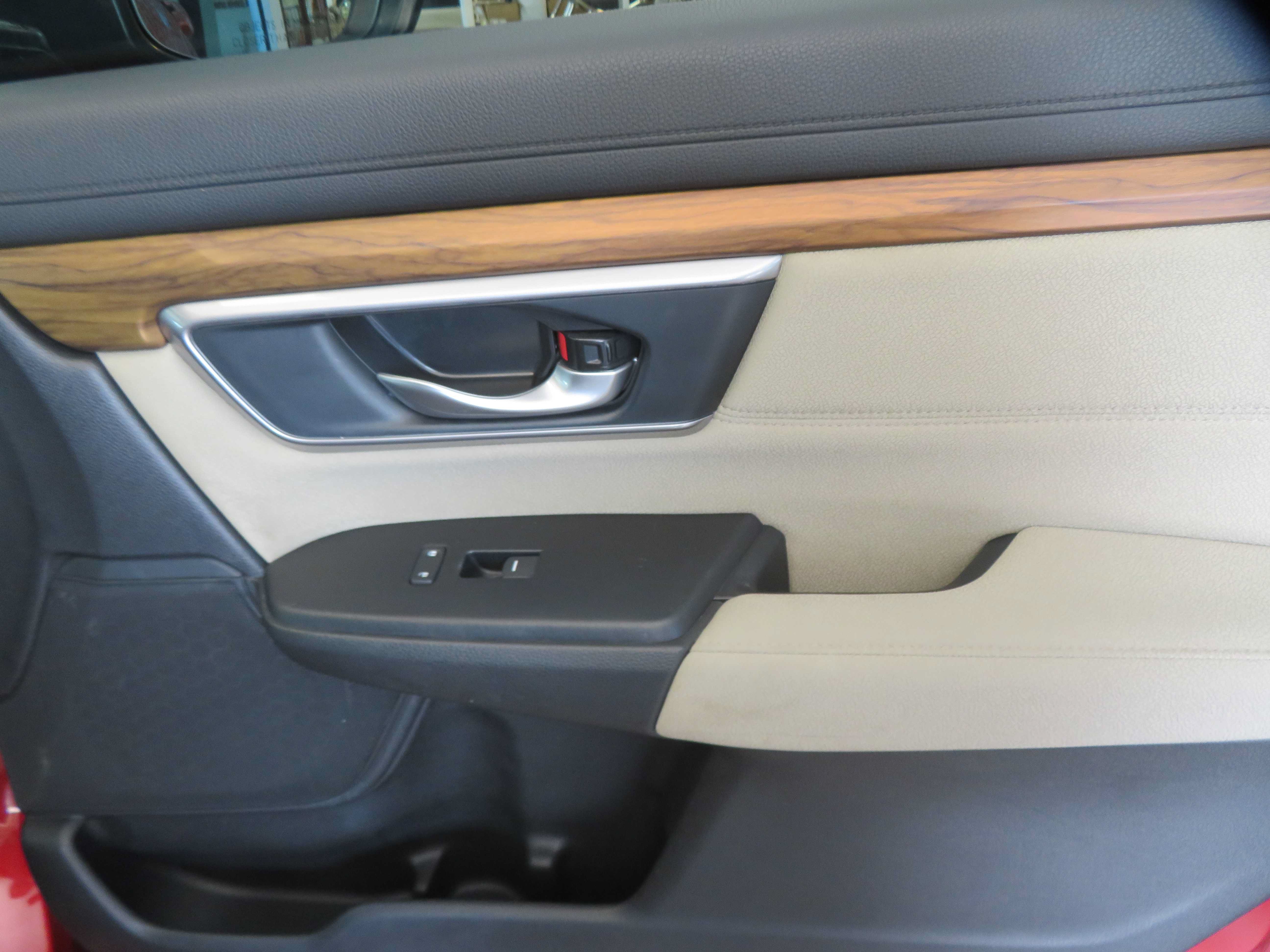 Used 2019 Honda CR-V EX image 24