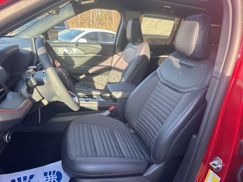 New 2026 Ford Explorer ST-Line AWD/4WD image 12