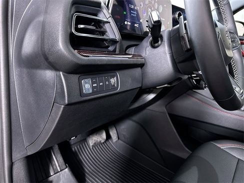 New 2026 Chevrolet Traverse Z71 w/ Driver Confidence Package image 18