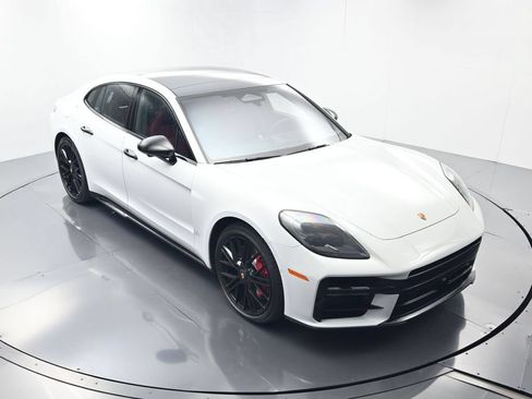 Certified 2026 Porsche Panamera GTS AWD/4WD image 45