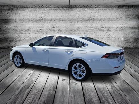 Certified 2025 Honda Accord LX image 3