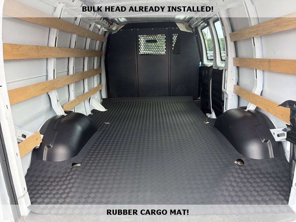 Used 2025 Chevrolet Express 2500 w/ Driver Convenience Package RWD image 16