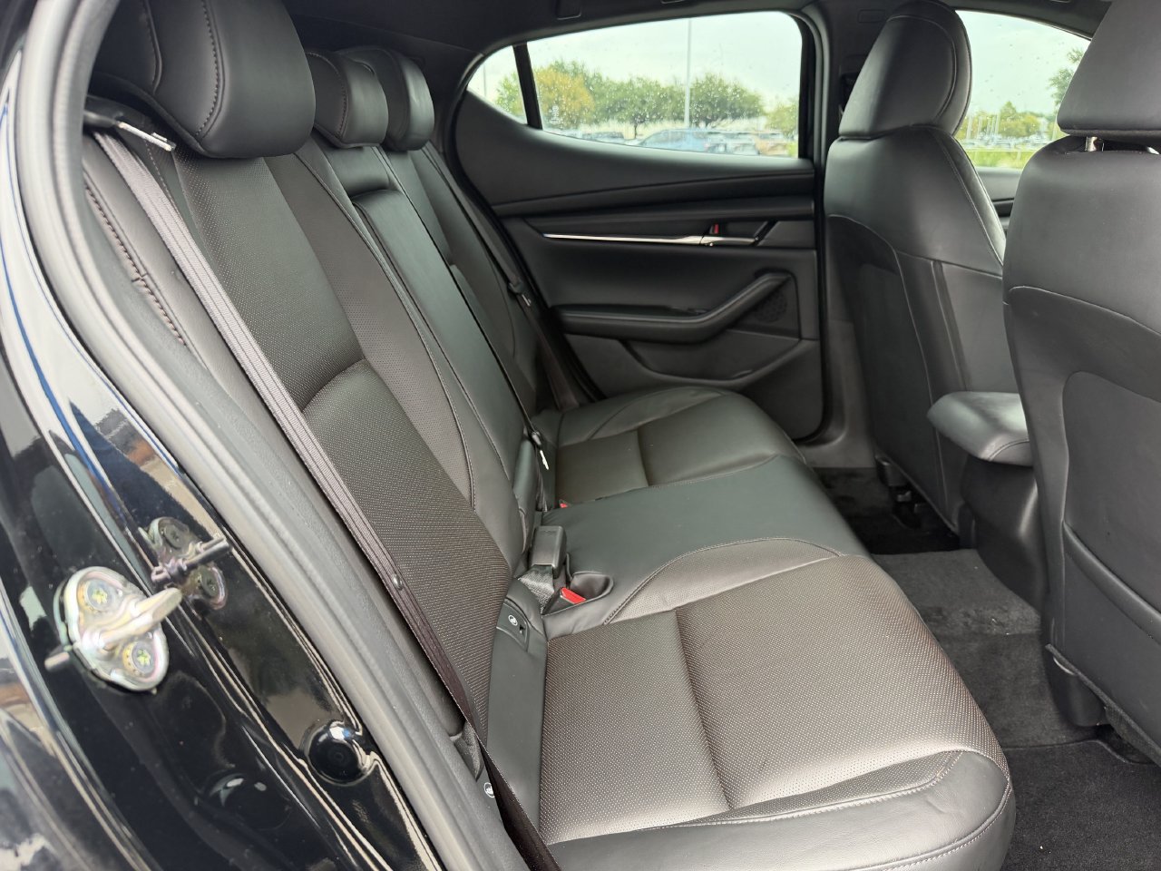 Used 2022 MAZDA MAZDA3 s AWD/4WD image 26