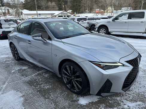 Used 2022 Lexus IS 350 F Sport image 3