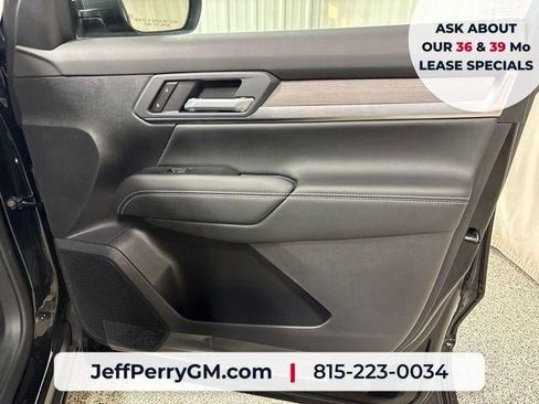 New 2027 GMC Terrain Denali w/ LPO, Floor Liner Package AWD/4WD image 17