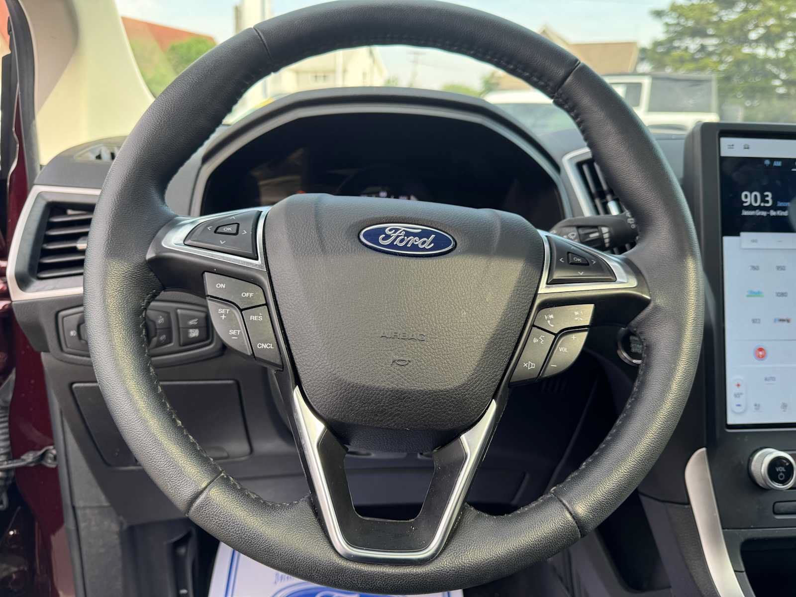 Used 2023 Ford Edge SEL w/ Convenience Package AWD/4WD image 19