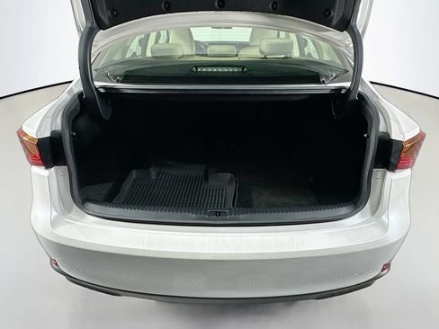 Used 2019 Lexus IS 300 AWD image 28