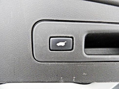 Used 2018 Acura MDX SH-AWD image 15