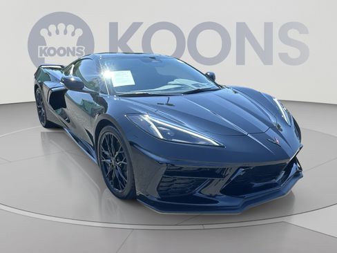 Used 2024 Chevrolet Corvette Stingray Preferred Cpe w/ Z51 Performance Package RWD image 18