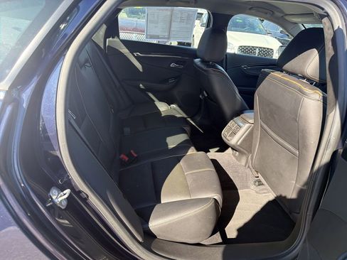 Used 2019 Chevrolet Impala Premier image 17